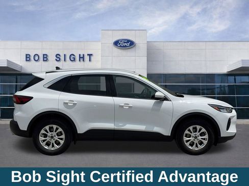 Used 2023 Ford Escape Active w/ Tech Pack #2 AWD/4WD image 4