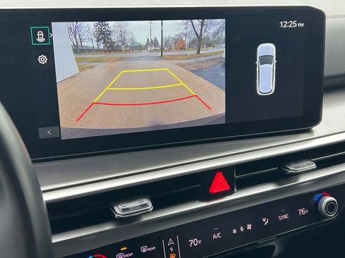 Used 2024 Kia Sorento S image 23