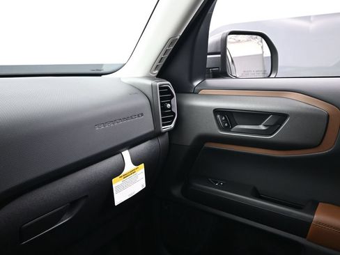 New 2025 Ford Bronco Sport Outer Banks w/ Outer Banks Tech Package+ AWD/4WD image 11
