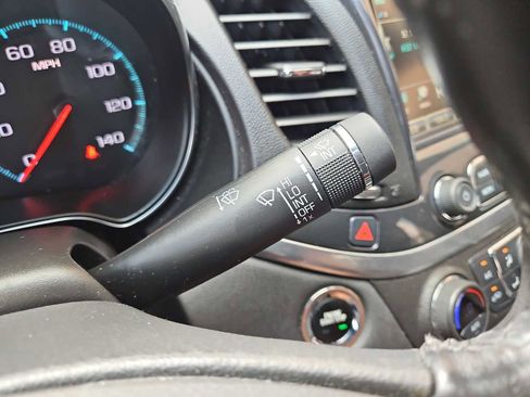 Used 2019 Chevrolet Impala LT FWD image 25