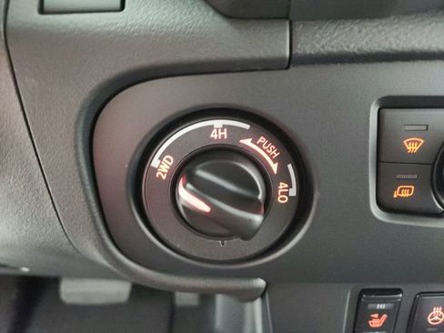 New 2026 Nissan Frontier PRO-4X w/ Pro Premium Package AWD/4WD image 28