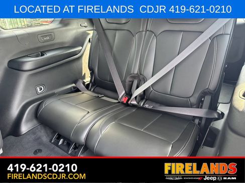 New 2026 Jeep Grand Cherokee L Limited AWD/4WD image 11