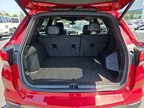 Certified 2023 Chevrolet Equinox RS w/ RS Leather Package AWD/4WD image 30