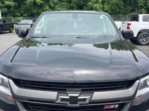 Used 2018 Chevrolet Colorado Z71 AWD/4WD image 16