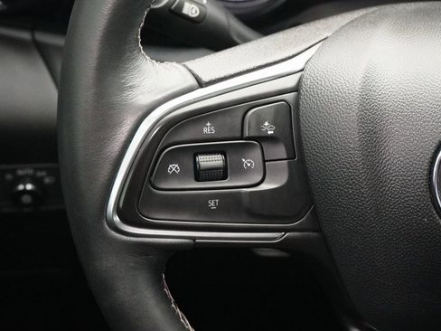 Used 2022 Buick Encore GX Select w/ Sport Touring Package image 19