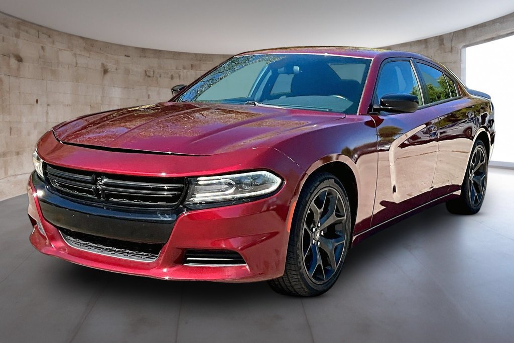 Used 2020 Dodge Charger SXT w/ Blacktop Package RWD image 13