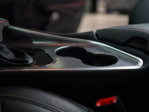 Used 2015 Dodge Challenger SRT Hellcat RWD image 79