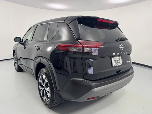 Used 2023 Nissan Rogue SV AWD/4WD image 5