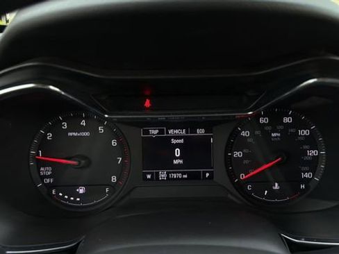 Used 2023 Chevrolet TrailBlazer LT w/ Convenience Package AWD/4WD image 13