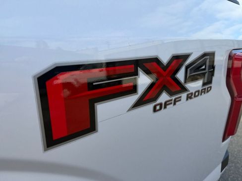 Used 2019 Ford F150 Platinum w/ Equipment Group 701A Luxury AWD/4WD image 35