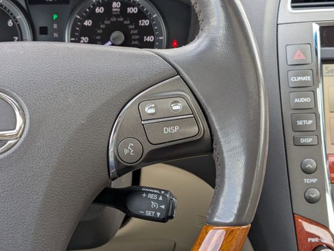 Used 2010 Lexus ES 350 image 21