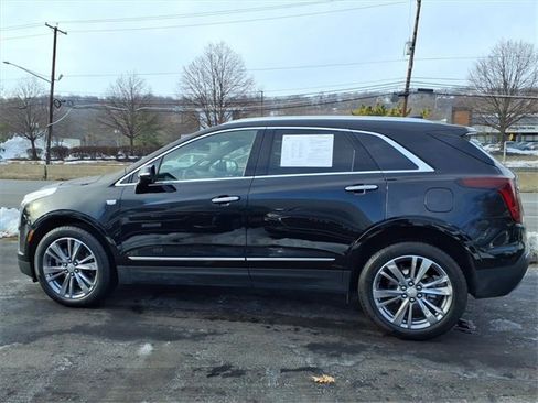 Certified 2025 Cadillac XT5 Premium Luxury image 2