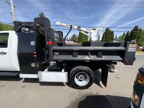 Used 2013 GMC Sierra 3500 W/T RWD image 10