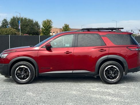 Used 2023 Nissan Pathfinder Rock Creek AWD/4WD image 6