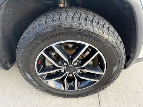 Used 2021 Jeep Grand Cherokee Trailhawk w/ Premium Lighting Group image 71