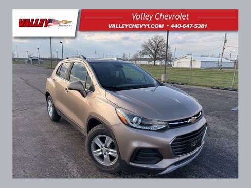 Used 2018 Chevrolet Trax LT image 1