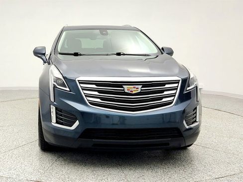 Used 2019 Cadillac XT5 Luxury image 2