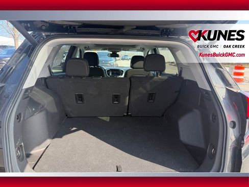 Used 2022 GMC Terrain SLE w/ Driver Convenience Package AWD/4WD image 6