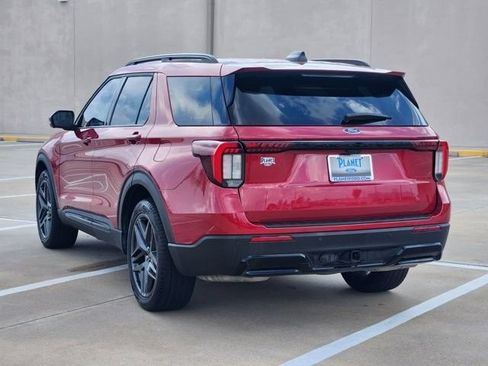 Used 2025 Ford Explorer ST-Line w/ Premium Package RWD image 7