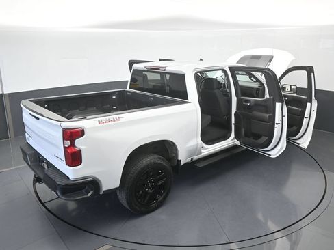 Used 2025 Chevrolet Silverado 1500 Custom Trail Boss AWD/4WD image 73