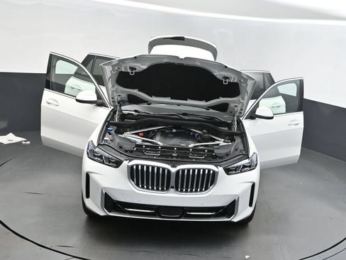 Used 2026 BMW X5 sDrive40i w/ Parking Assistance Package RWD image 50