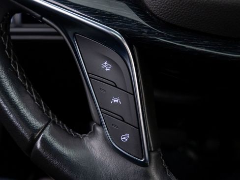 Used 2020 Cadillac XT5 Premium Luxury w/ LPO, Floor Liner Package image 24