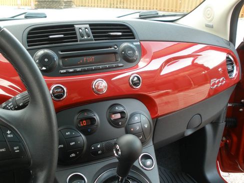 Used 2012 FIAT 500 Lounge w/ Luxury Leather Pkg FWD image 37