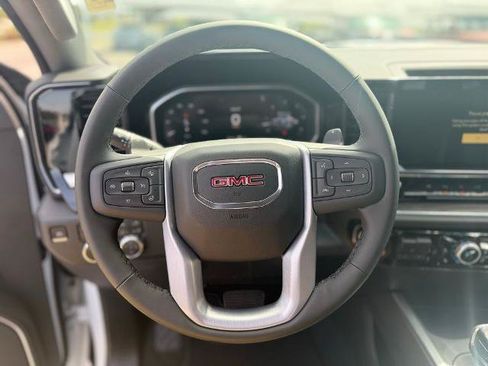 New 2026 GMC Sierra 1500 SLT w/ SLT Premium Plus Package AWD/4WD image 11
