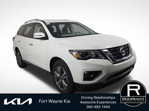 Used 2019 Nissan Pathfinder SV AWD/4WD image 4