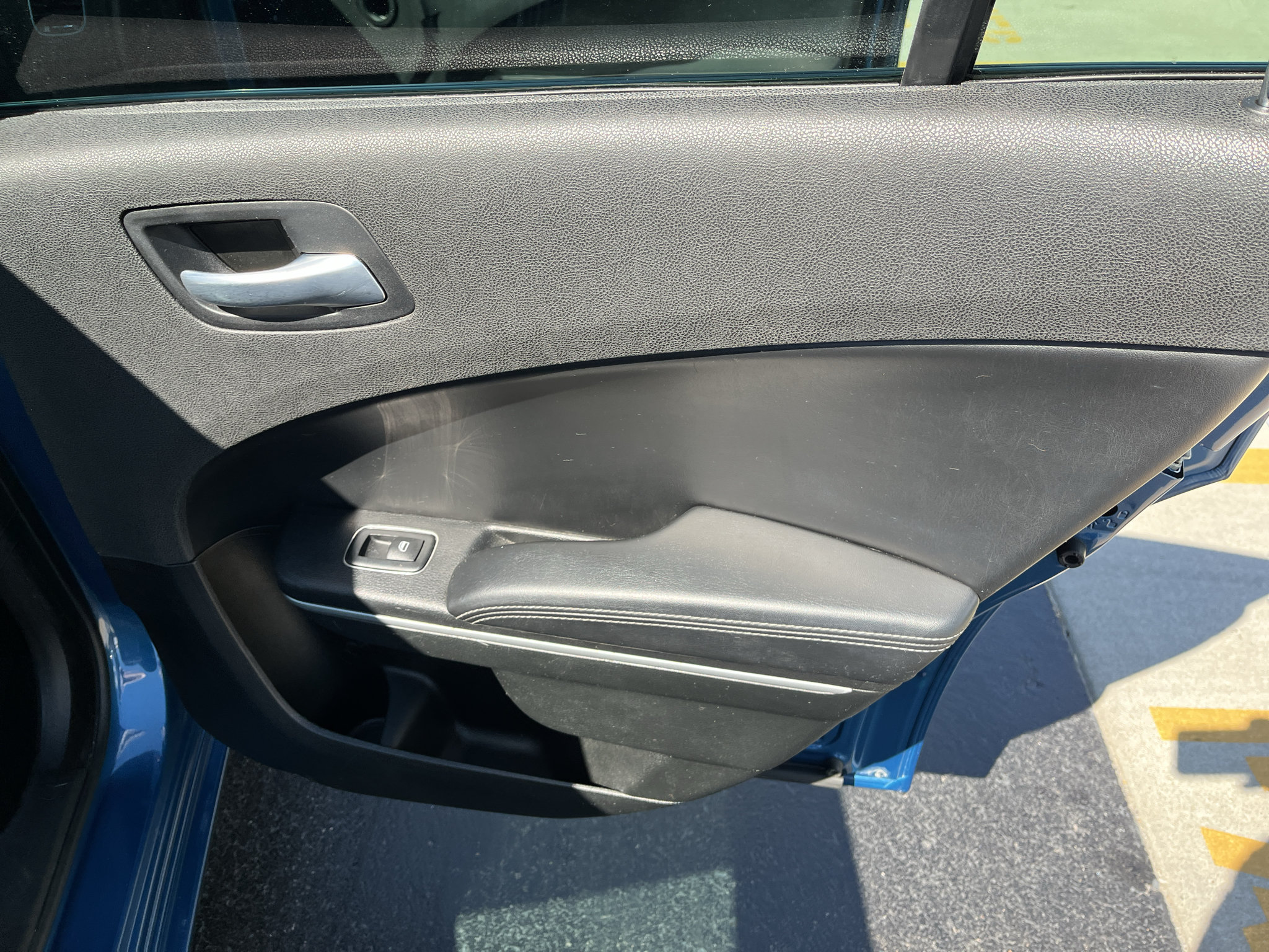 Used 2022 Dodge Charger SXT w/ Leather Interior Group RWD image 41