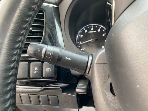 Used 2017 Mitsubishi Outlander ES image 68