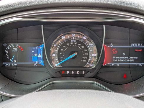 Used 2017 Ford Fusion SE w/ Fusion SE Technology Package FWD image 27