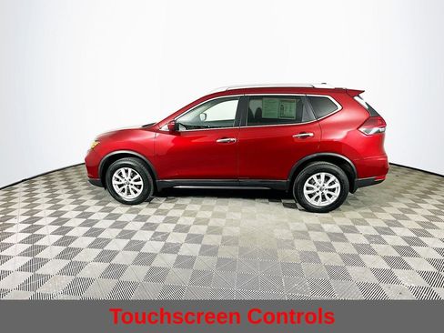 Used 2019 Nissan Rogue SV image 7