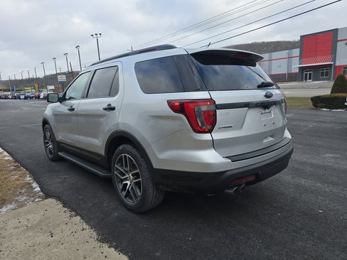 Used 2018 Ford Explorer Sport w/ Equipment Group 401A image 6