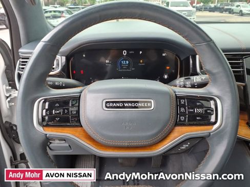 Used 2022 Jeep Grand Wagoneer Series II w/ Premium Group II AWD/4WD image 18