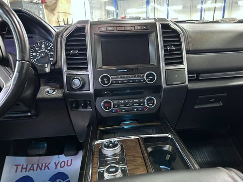 Used 2018 Ford Expedition Max Platinum AWD/4WD image 14