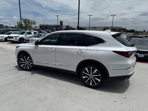 Used 2026 Acura MDX FWD w/ Technology Package image 3
