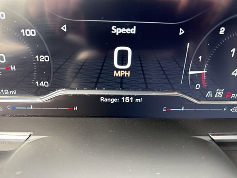 Used 2024 GMC Sierra 2500 AT4 w/ AT4 Preferred Package image 27