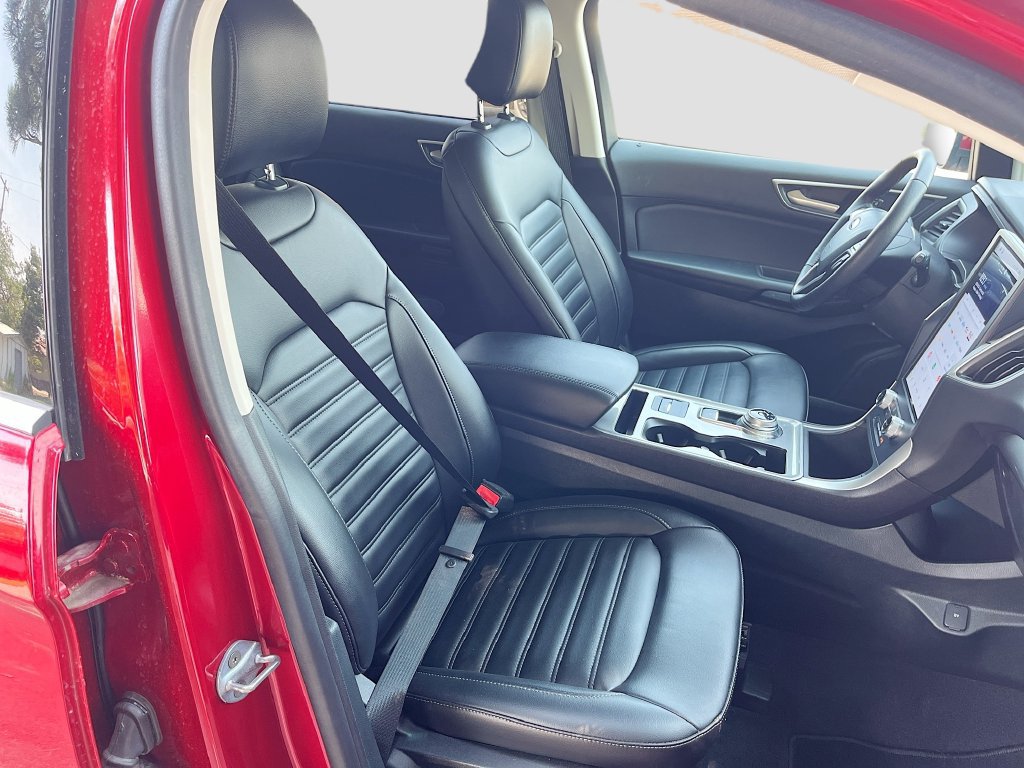 Used 2024 Ford Edge SEL AWD/4WD image 28