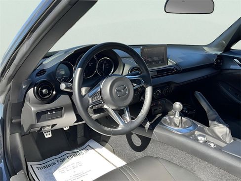 Used 2021 MAZDA MX-5 Miata RF Club image 18