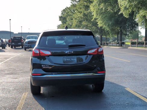 Used 2020 Chevrolet Equinox LT w/ Driver Convenience Package FWD image 4