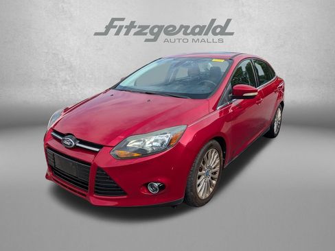 Used 2012 Ford Focus Titanium FWD image 3