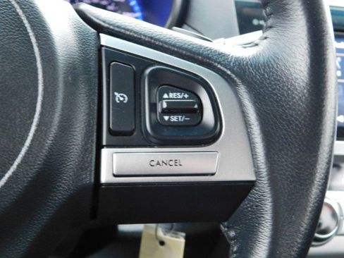 Used 2017 Subaru Legacy 2.5i Premium image 17