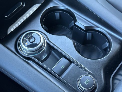 New 2025 Ford Explorer Active w/ Active Comfort Package image 23