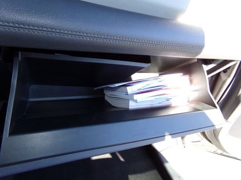 Used 2022 Toyota Sienna XLE image 24