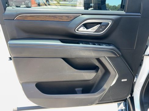 Used 2021 Chevrolet Tahoe Premier RWD image 11