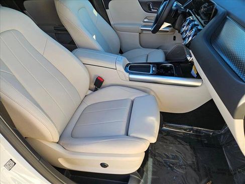 Certified 2025 Mercedes-Benz GLA 250 image 21