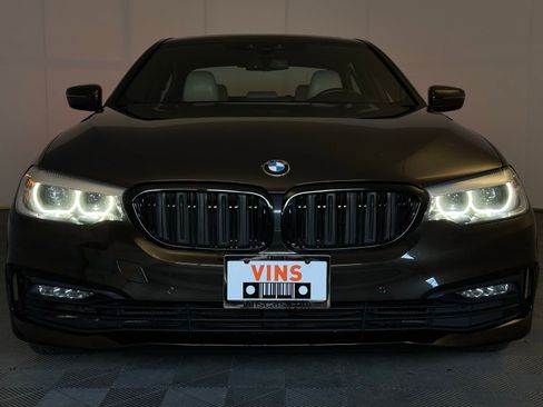 Used 2018 BMW 530e xDrive AWD/4WD image 23