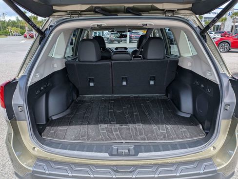 Certified 2023 Subaru Forester Limited AWD/4WD image 13