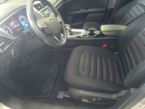 Used 2014 Ford Fusion SE w/ Equipment Group 201A image 14